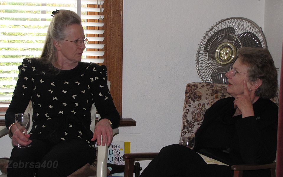 12-Carla catches up with her cousin Erica.JPG